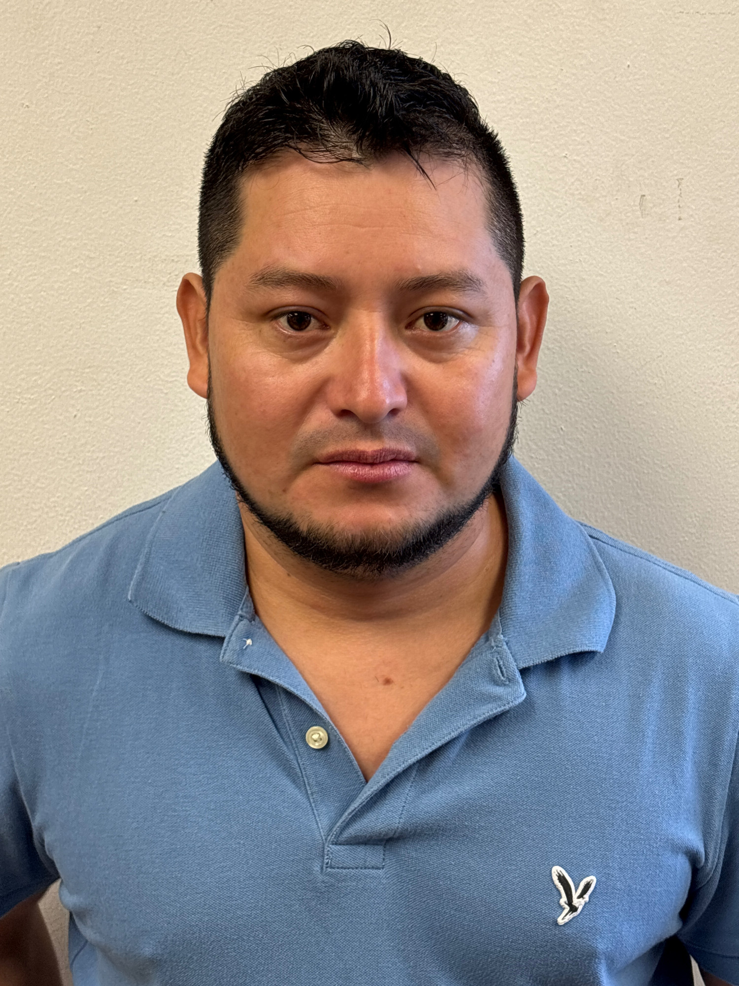 MIGUEL GOMEZ